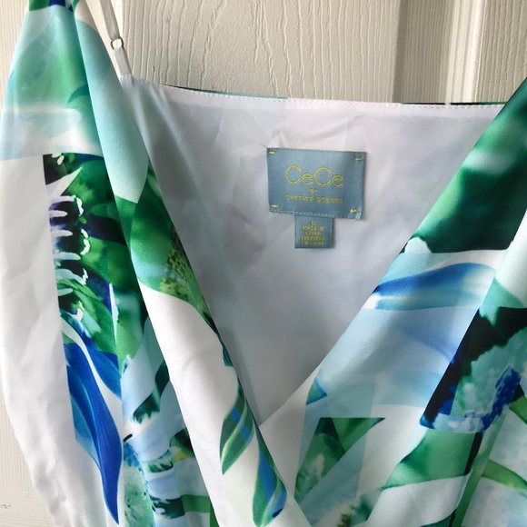 Floral Wrap Romper - Picture 4 of 5